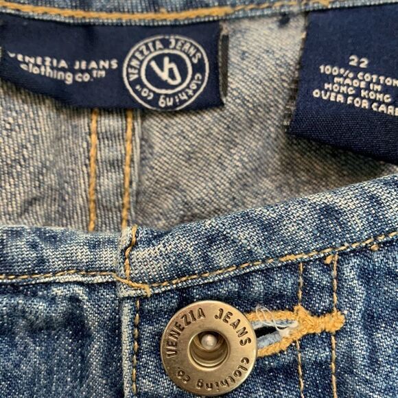 🟢3 items for $20———VENEZIA JEANS jeans shorts pockets zip button closure - Picture 3 of 8
